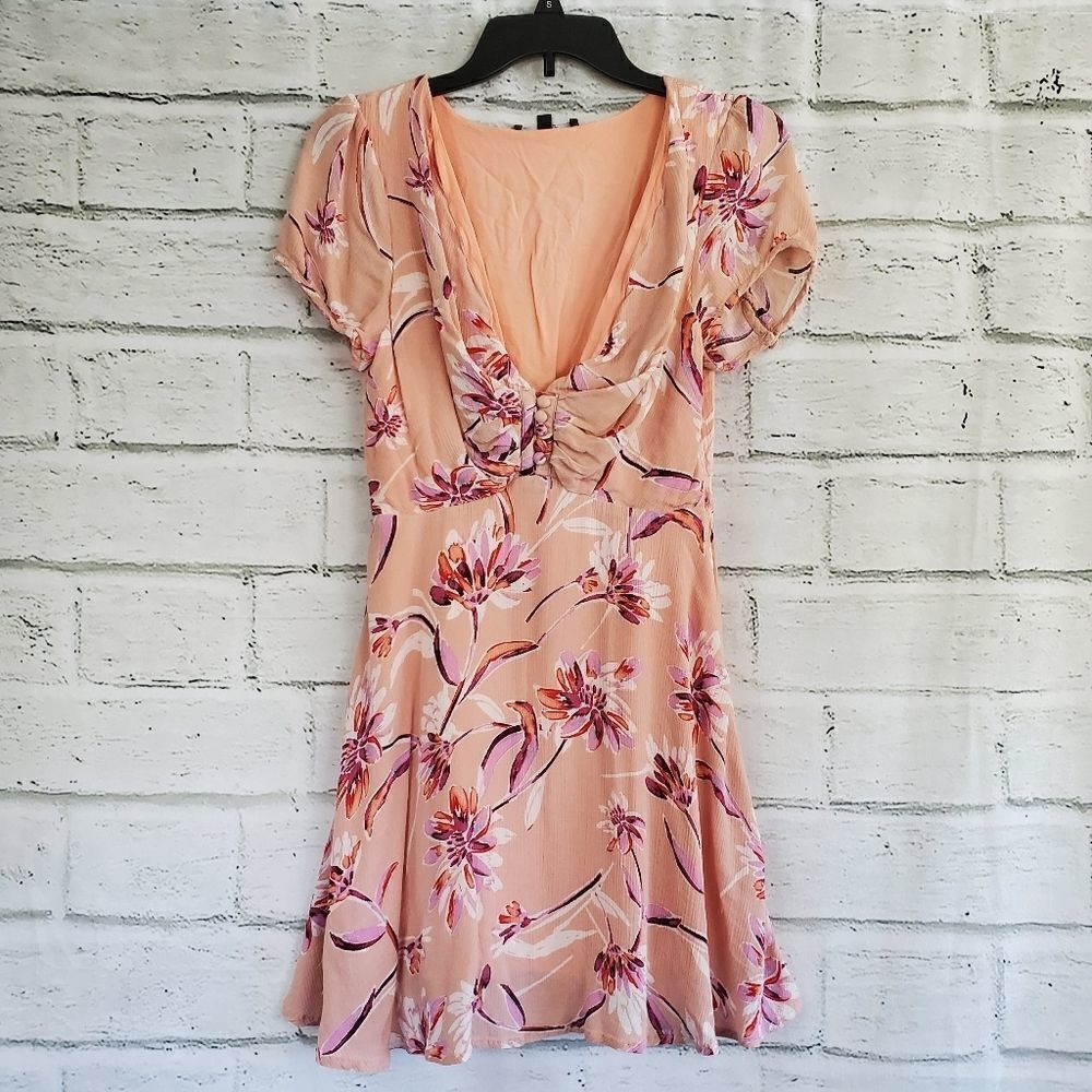 Lulus midi florever dress flor short sleeved